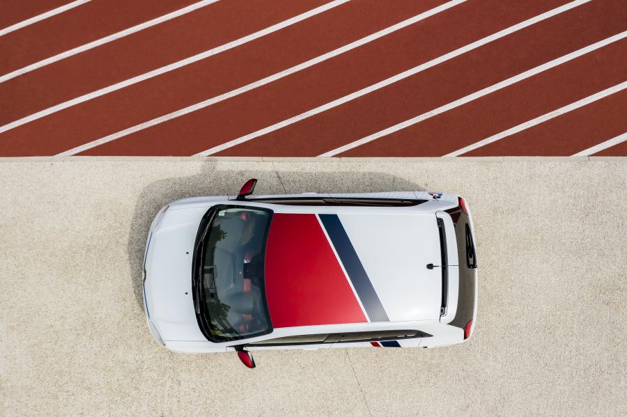  Renault Twingo le coq sportif 2019 года  (фото 13 из 28)